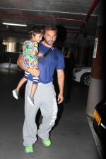 Sohail Khan, Seema Khan and Kids snapped as they return from holidays in International Airport on 15th July 2015